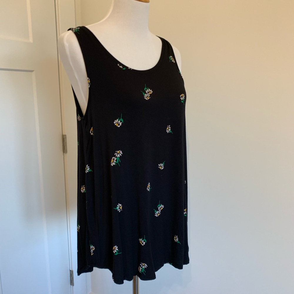 Old Navy black print swing tank top